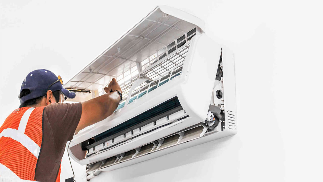 Técnico de Manutenção de Ar Condicionado Técnico de Manutenção de Ar Condicionado